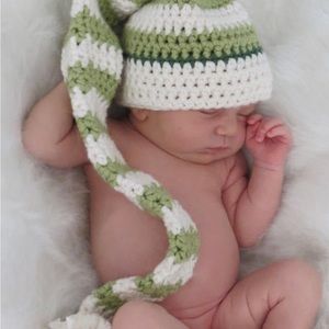 Newborn baby Elf hat ( pink )